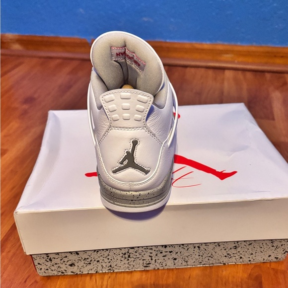 Jordan 4 white Oreos - Picture 2 of 7